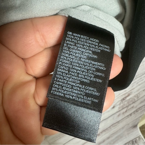 The North Face Gray Furlander size XS Hooded Full Zip Vest - Picture 8 of 9